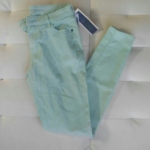 NWT Old Navy rockstar jeans